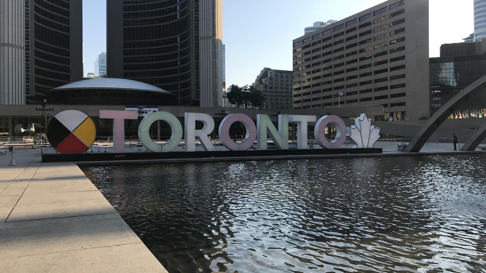 L'hôtel de ville de Toronto.