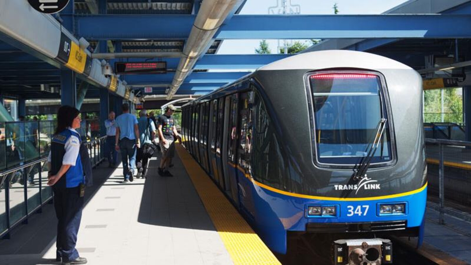 Un train du SkyTrain, l'un des systèmes de transport en commun du Grand Vancouver.