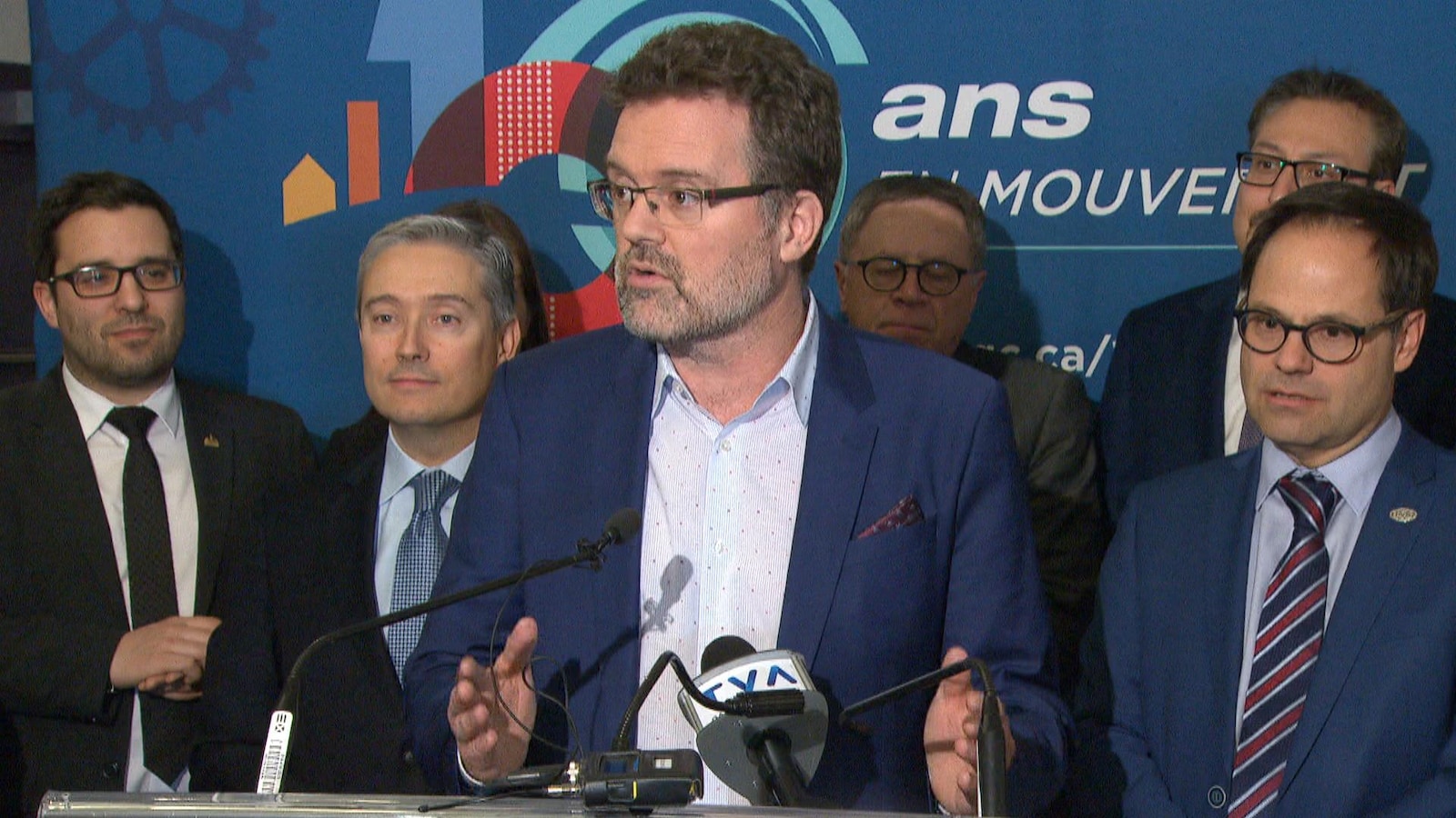 Le maire de Gatineau en conférence de presse en marge d'une réunion de l'UMQ à Gatineau.