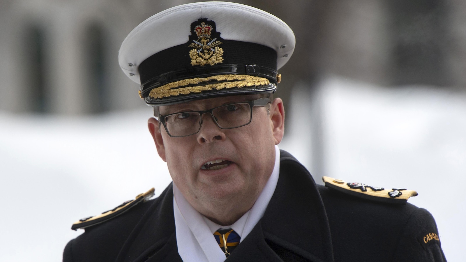 Gros plan du vice-amiral Mark Norman.