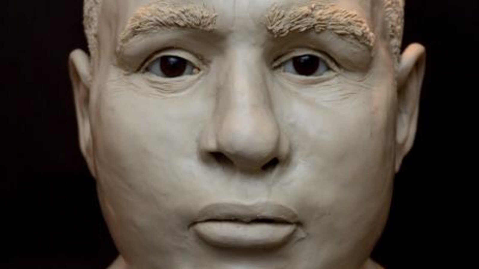 sculpture de la victime : traits afro-européens