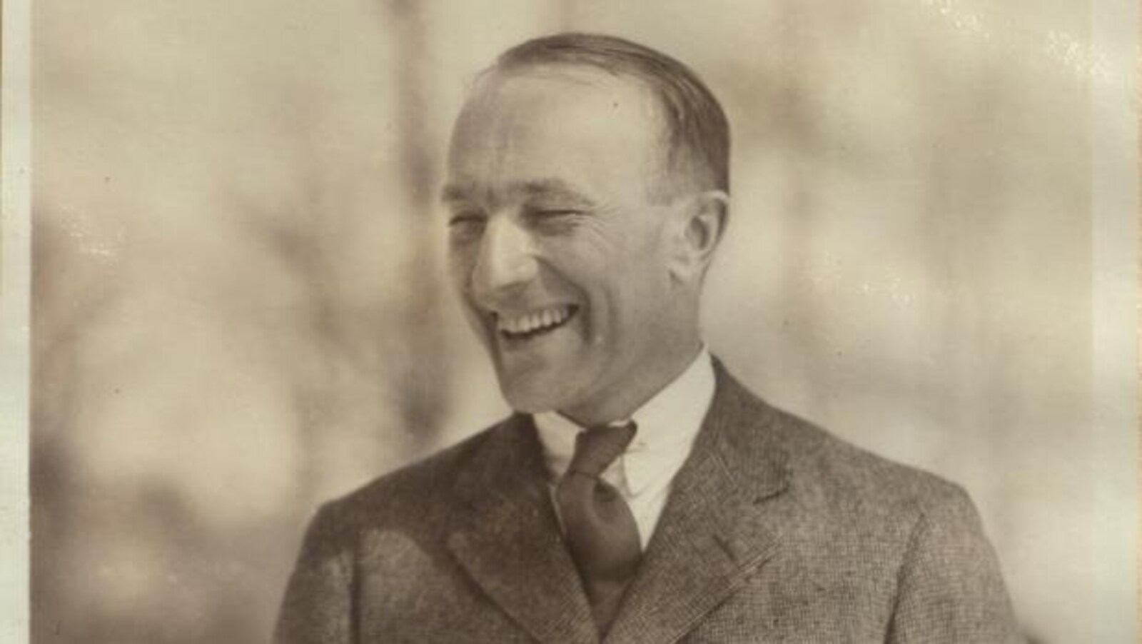 Wilder Penfield souriant