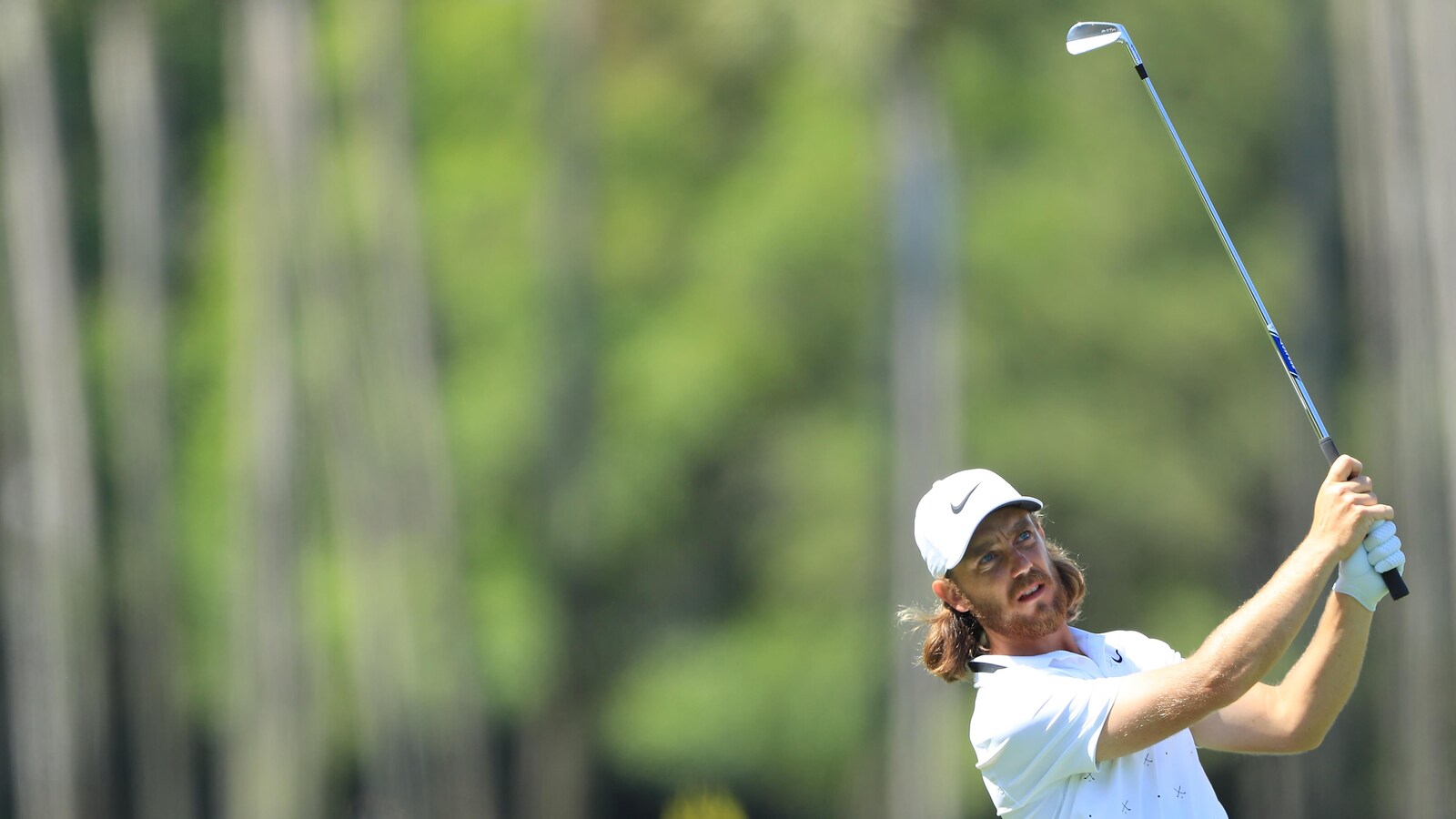 Le Britannique Tommy Fleetwood provisoirement en tête