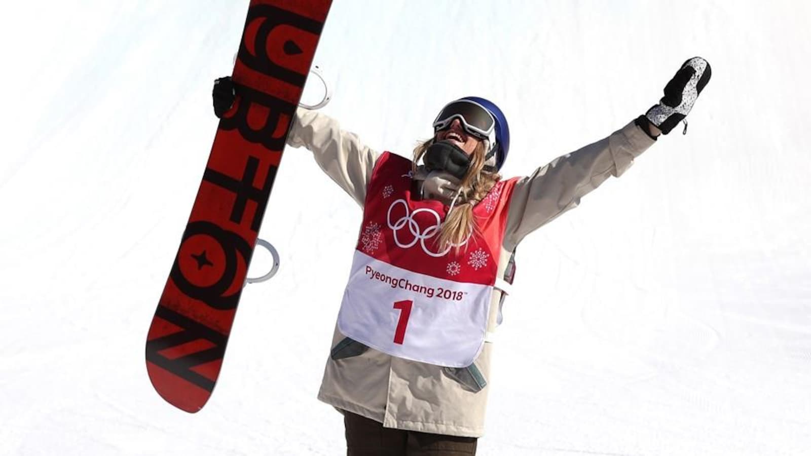 Anna Gasser est championne olympique de grand saut (big air) aux Jeux olympiques de 2018