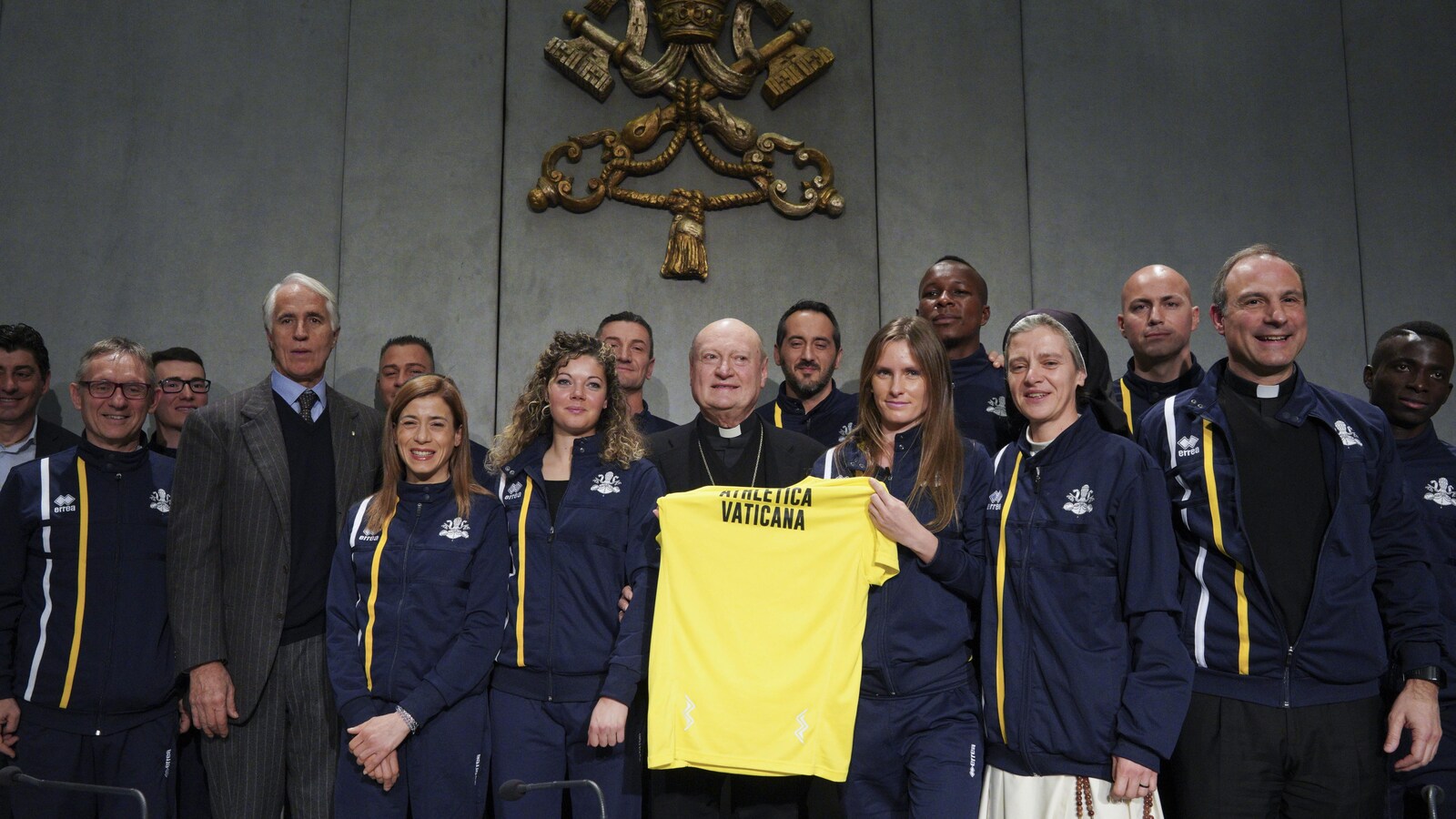 Le Vatican fonde une équipe d'athlétisme afin de concourir aux quatre coins du monde.