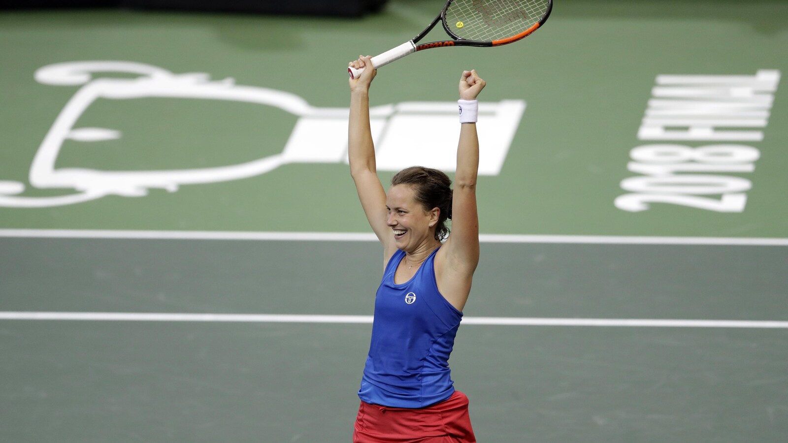 Barbora Strycova célèbre sa victoire aux dépens de l'Américaine Sofia Kenin