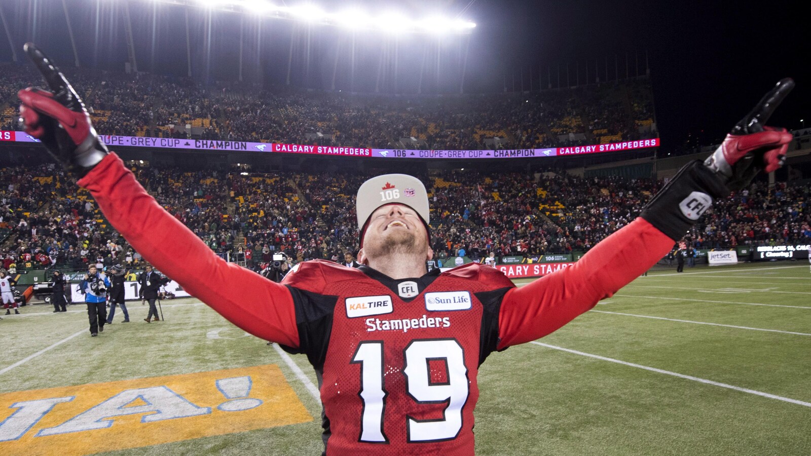 Bo Levi Mitchell