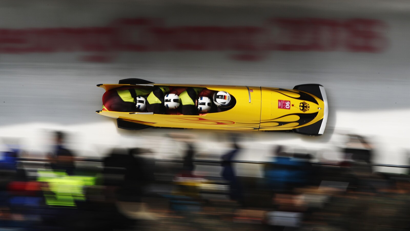 L'équipe allemande de Johannes Lochner en bobsleigh à quatre
