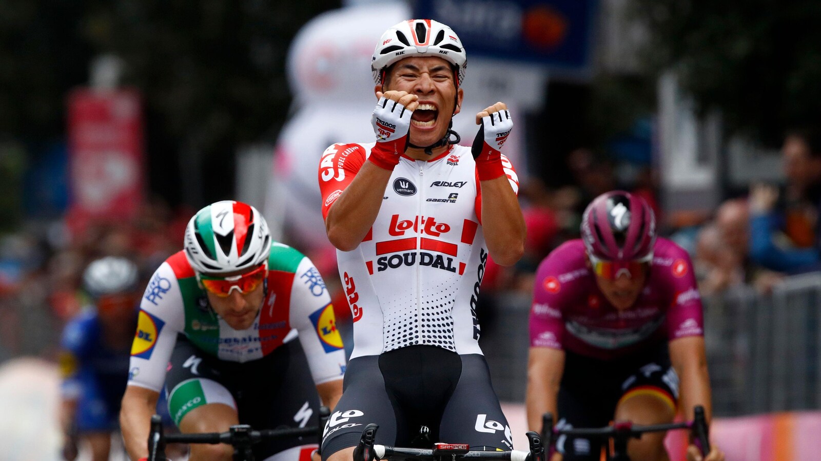 C'est la deuxième victoire d'étape de Caleb Ewan au Giro.