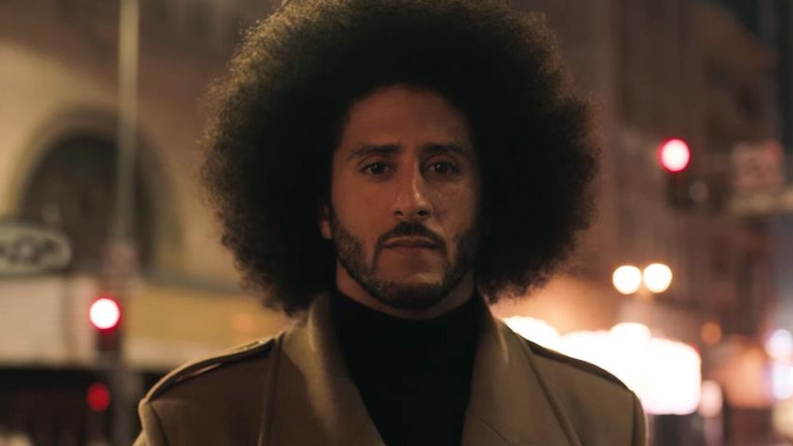 L'ancien quart-arrière de la NFL Colin Kaepernick, à l'origine en 2016 du mouvement de boycottage de l'hymne américain, a été choisi pour être le visage de la dernière campagne publicitaire de Nike.