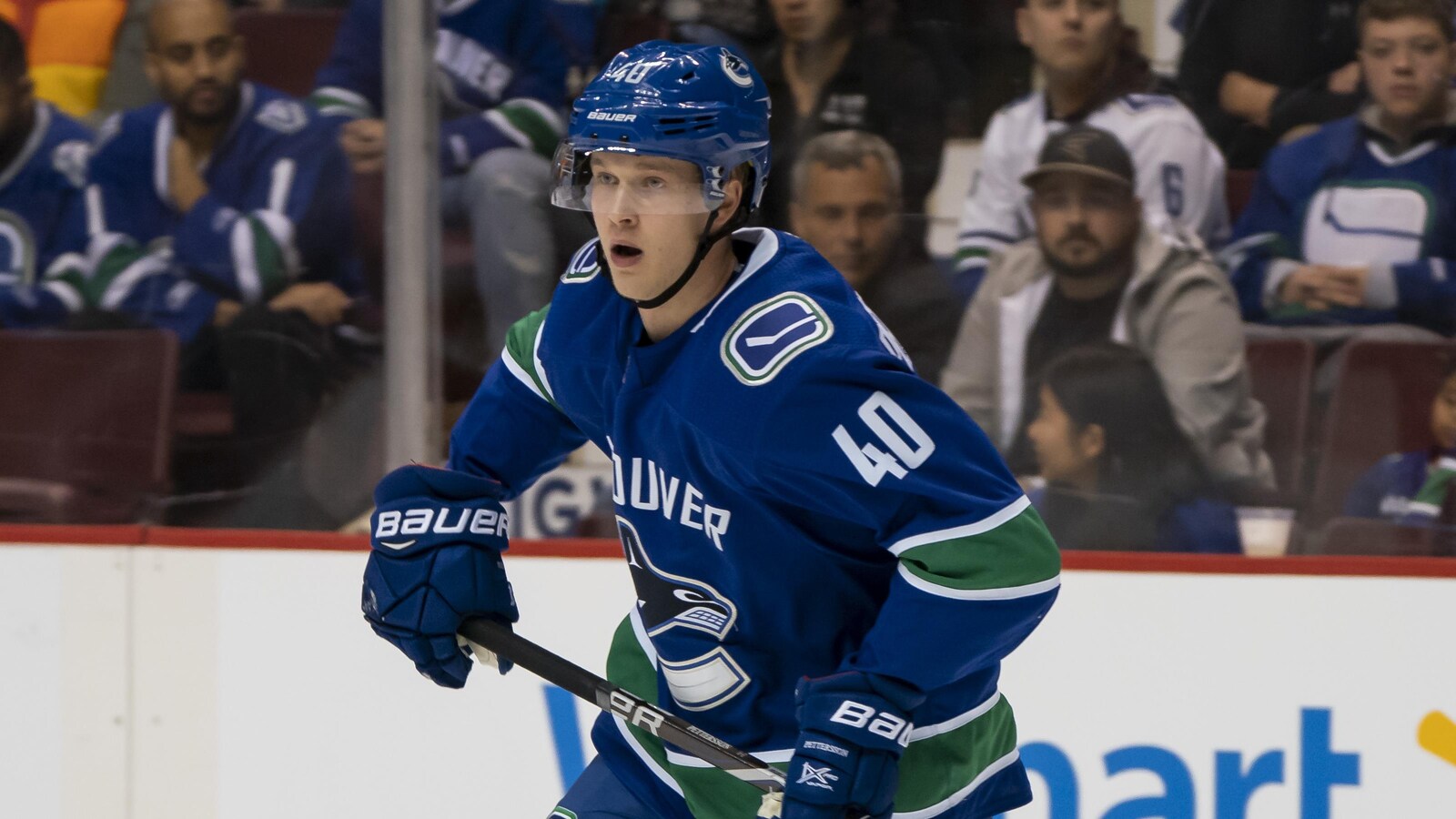 Elias Pettersson a cinq buts et trois mentions d'aide en cinq matchs disputés dans la LNH.