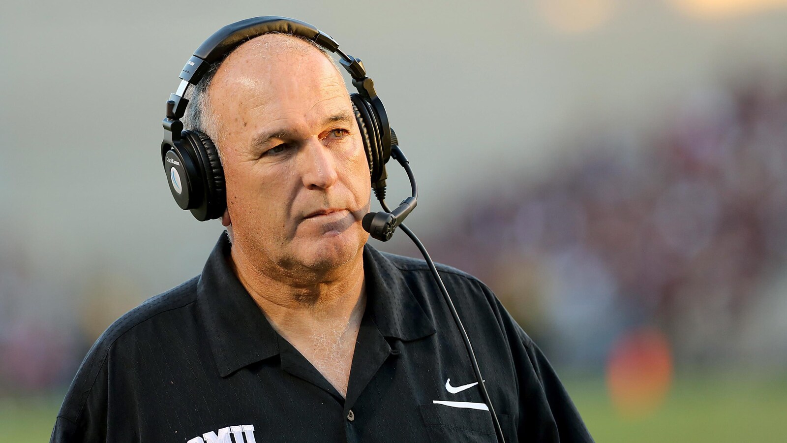 Les Tiger-Cats de Hamilton ont embauché June Jones comme entraîneur adjoint.