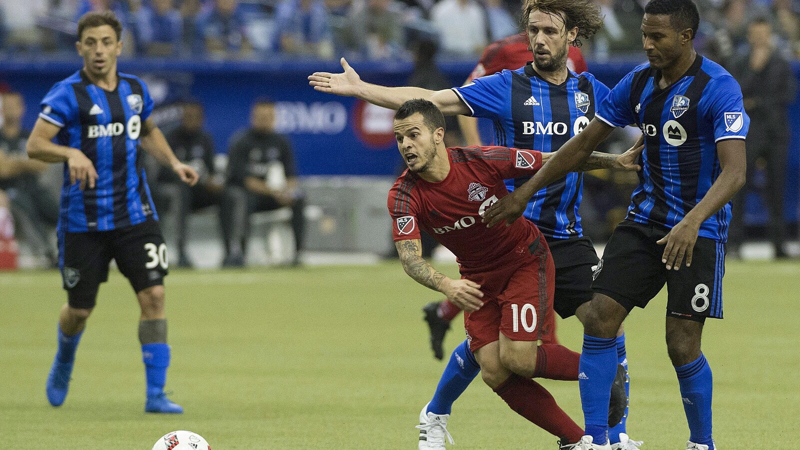 Un promoteur veut profiter de la popularité de l'Impact de Montréal et du Toronto FC pour vendre l'idée d'une équipe de soccer professionnelle à Halifax.