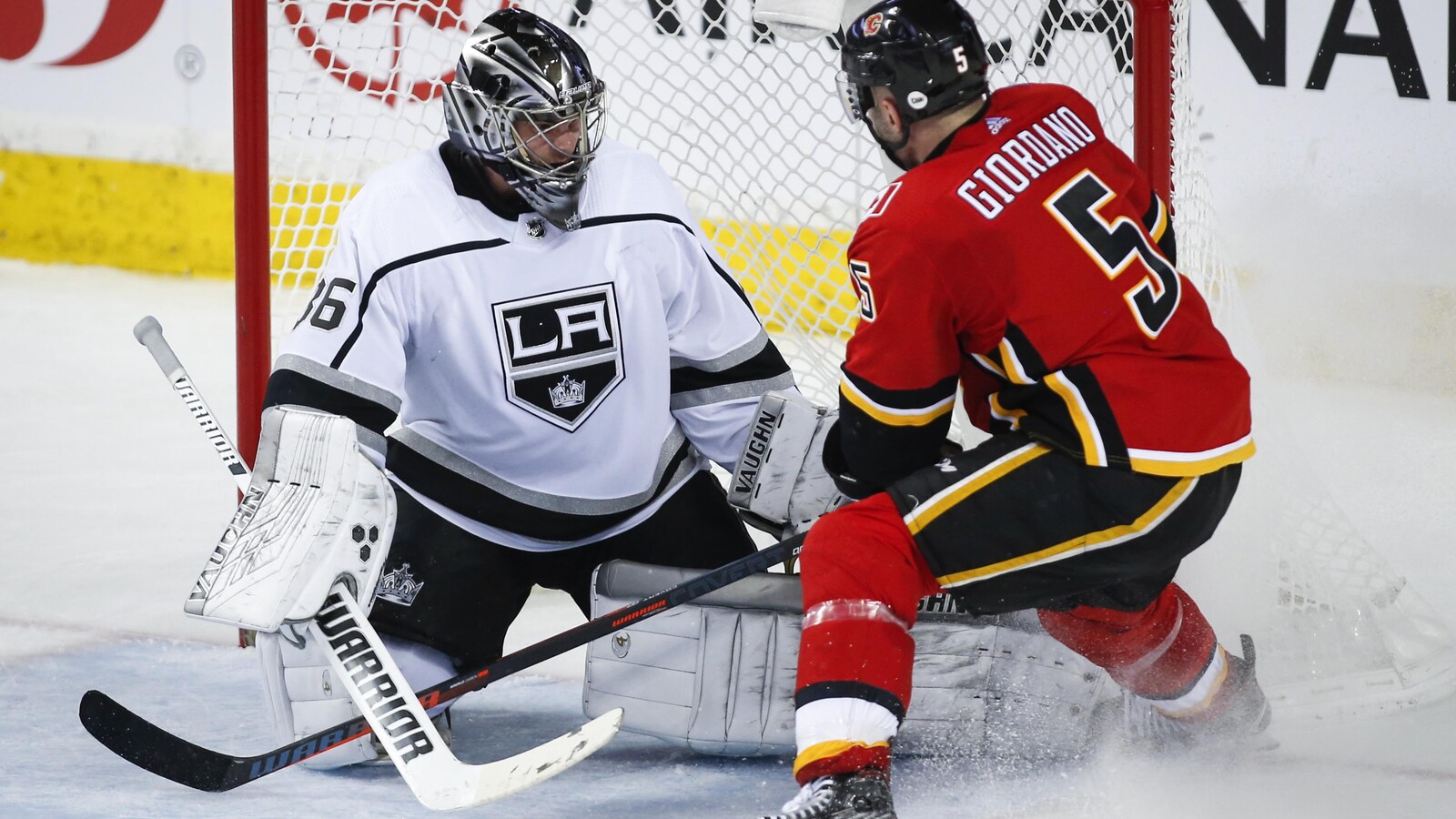 Jack Campbell éteint la menace de Mark Giordano