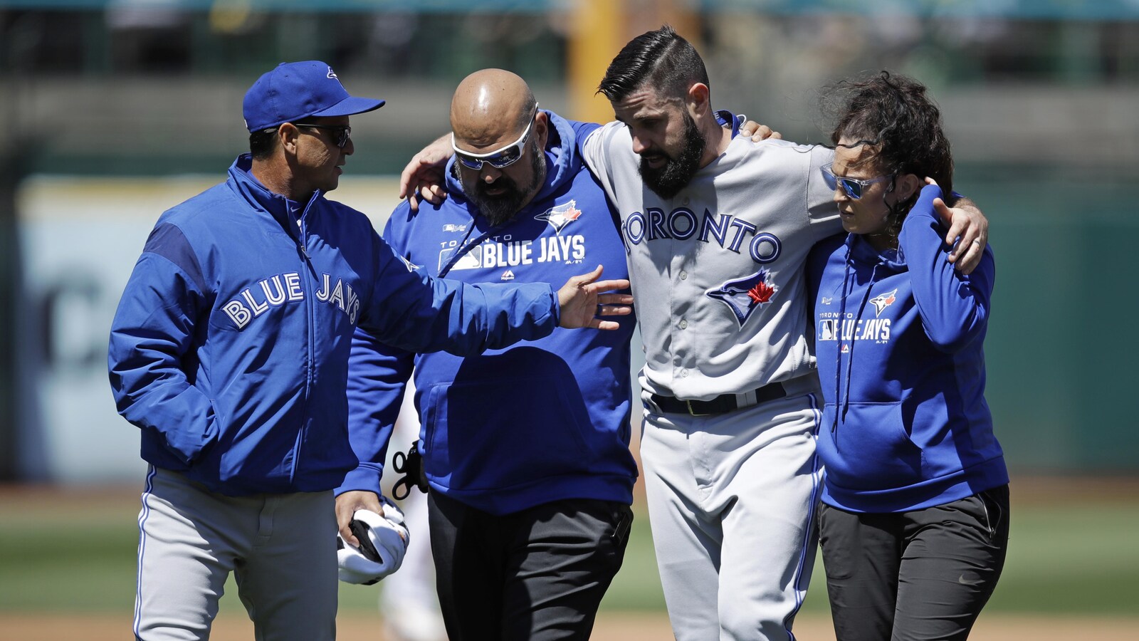 Matt Shoemaker (deuxième à droite) s'est blessé contre les Athletics.