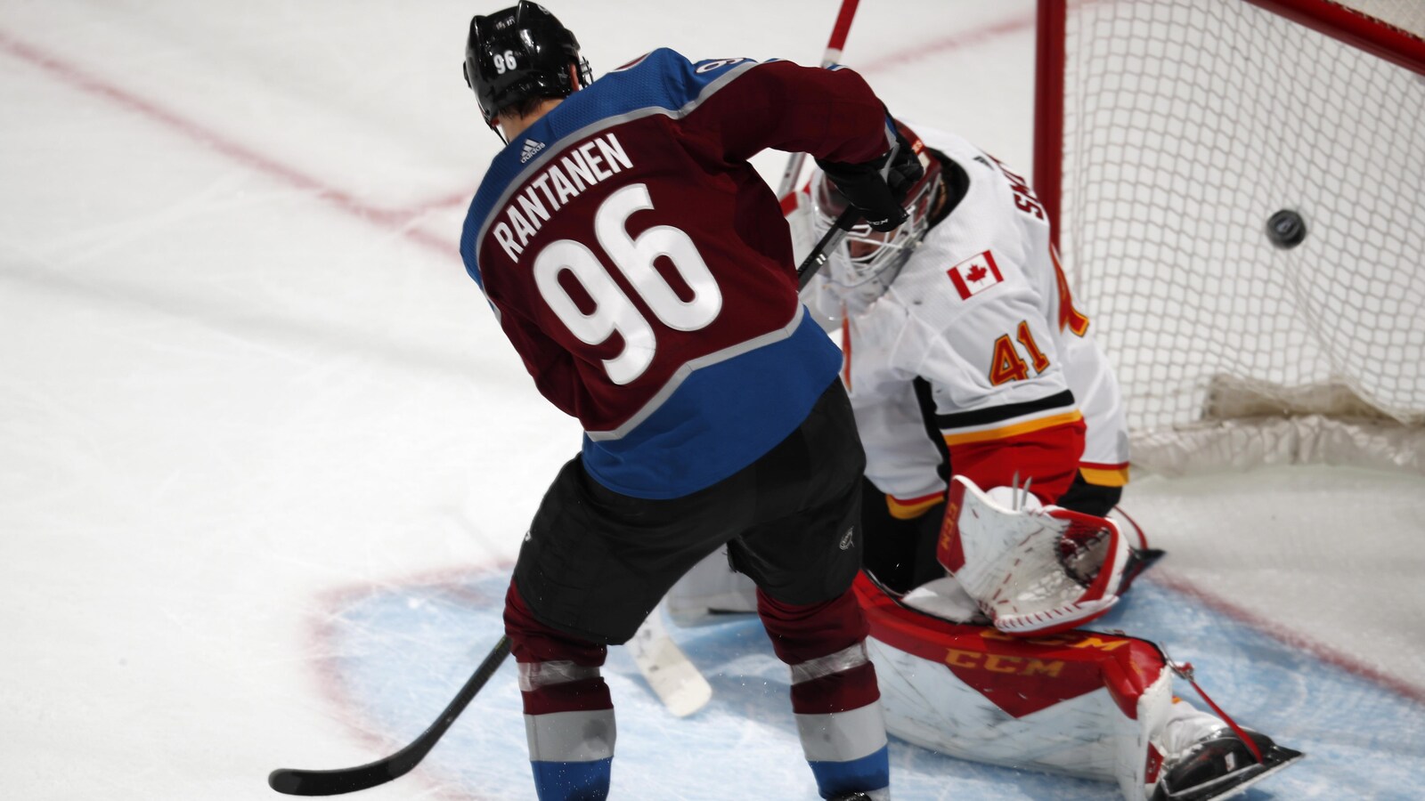 Mikka Rantanen déjoue Mike Smith avec 2:50 à faire en troisième période, pour forcer la prolongation.