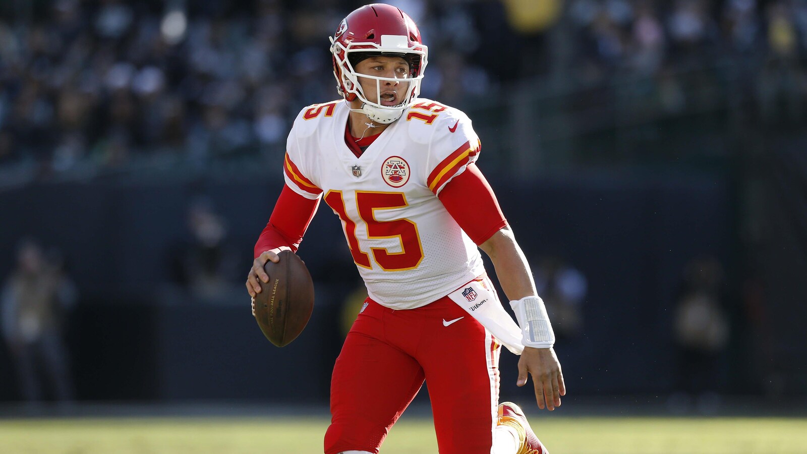 Le quart des Chiefs de Kansas City Patrick Mahomes