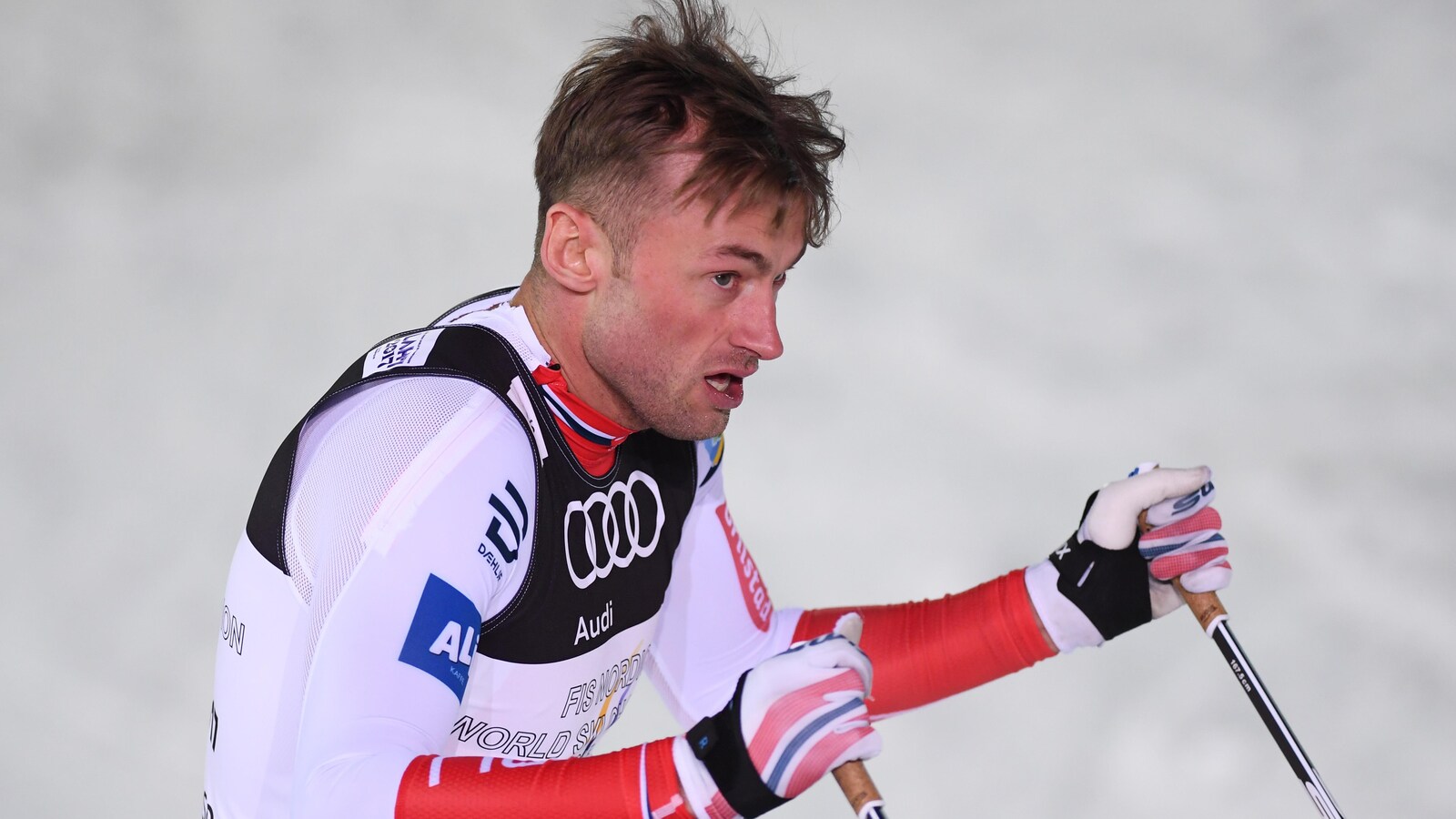 Petter Northug essoufflé à l'arrivée du sprint des Championnats du monde de ski de fond 2017.
