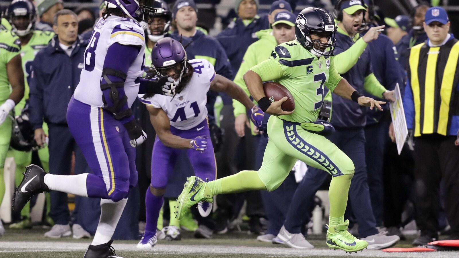 Russell Wilson (no 3)