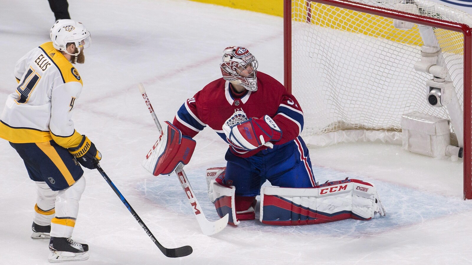Ryan Ellis déjoue Carey Price en tirs de barrage.
