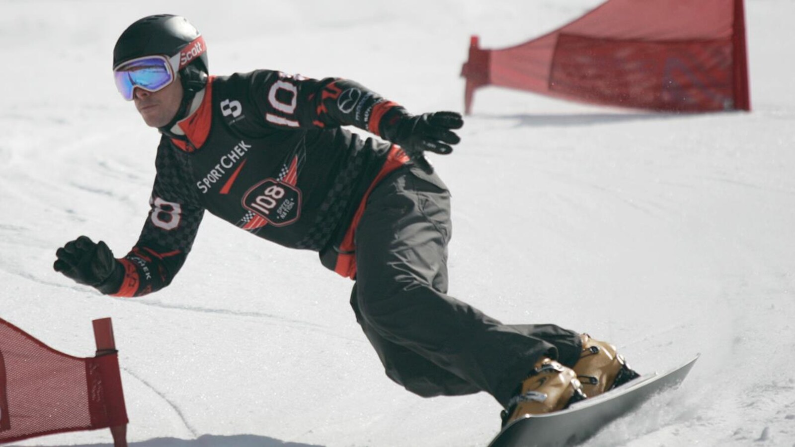 L'Ontarien Darren Gardner en action sur sa planche