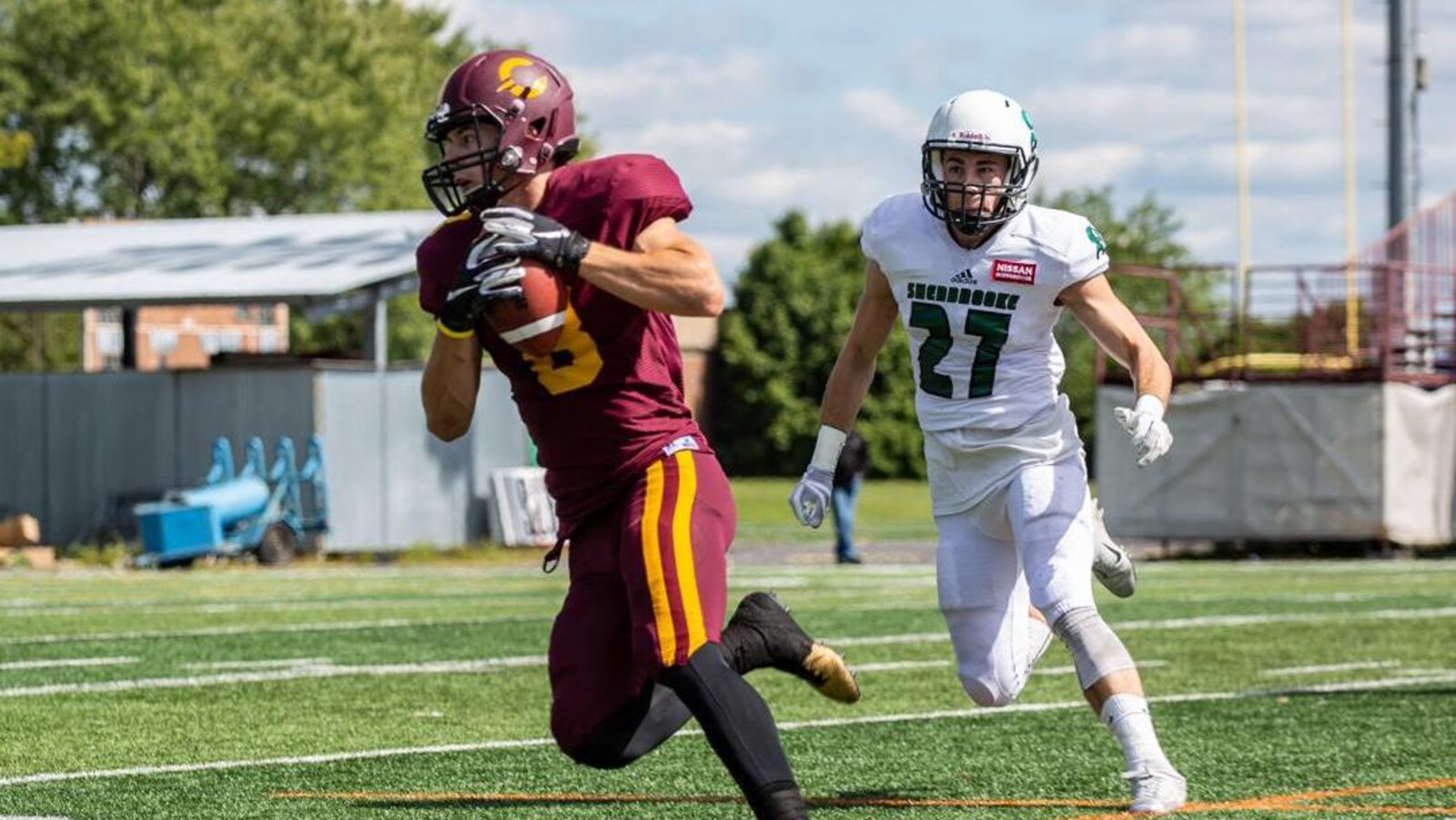 Yanic Lessard (no 8) et Anthony Chagnon (no 27)