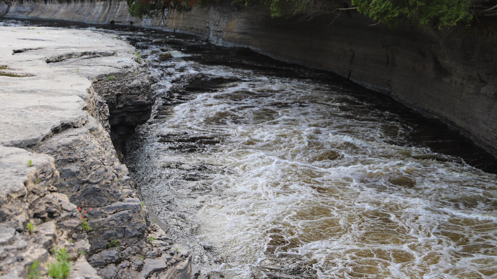 La rivière Jacques-Cartier, à Pont-Rouge