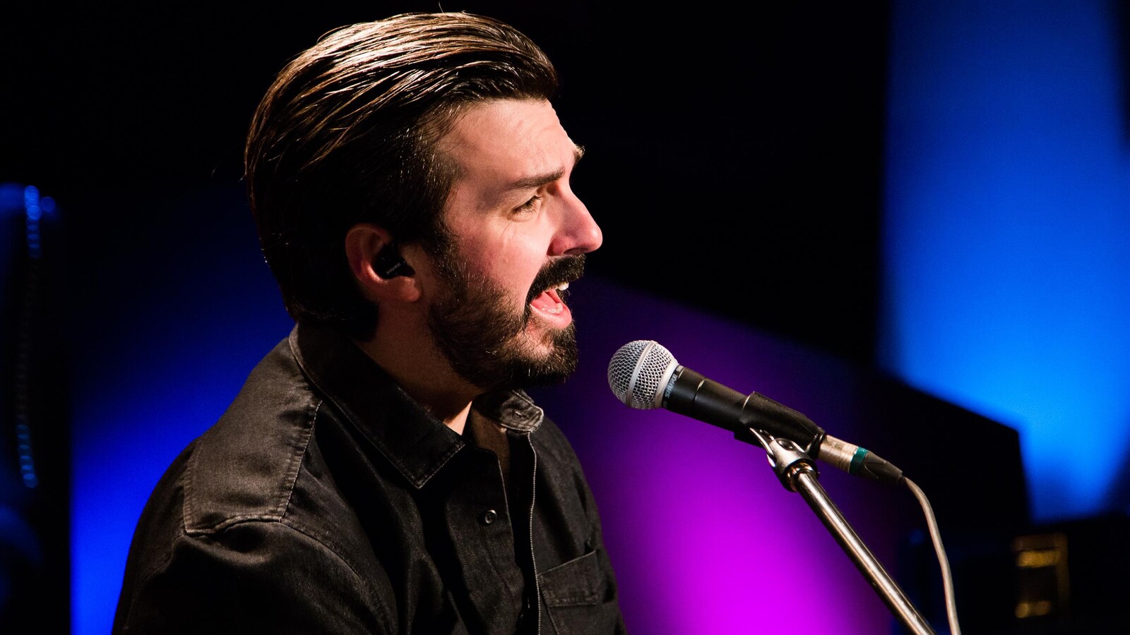 Damien Robitaille en prestation.
