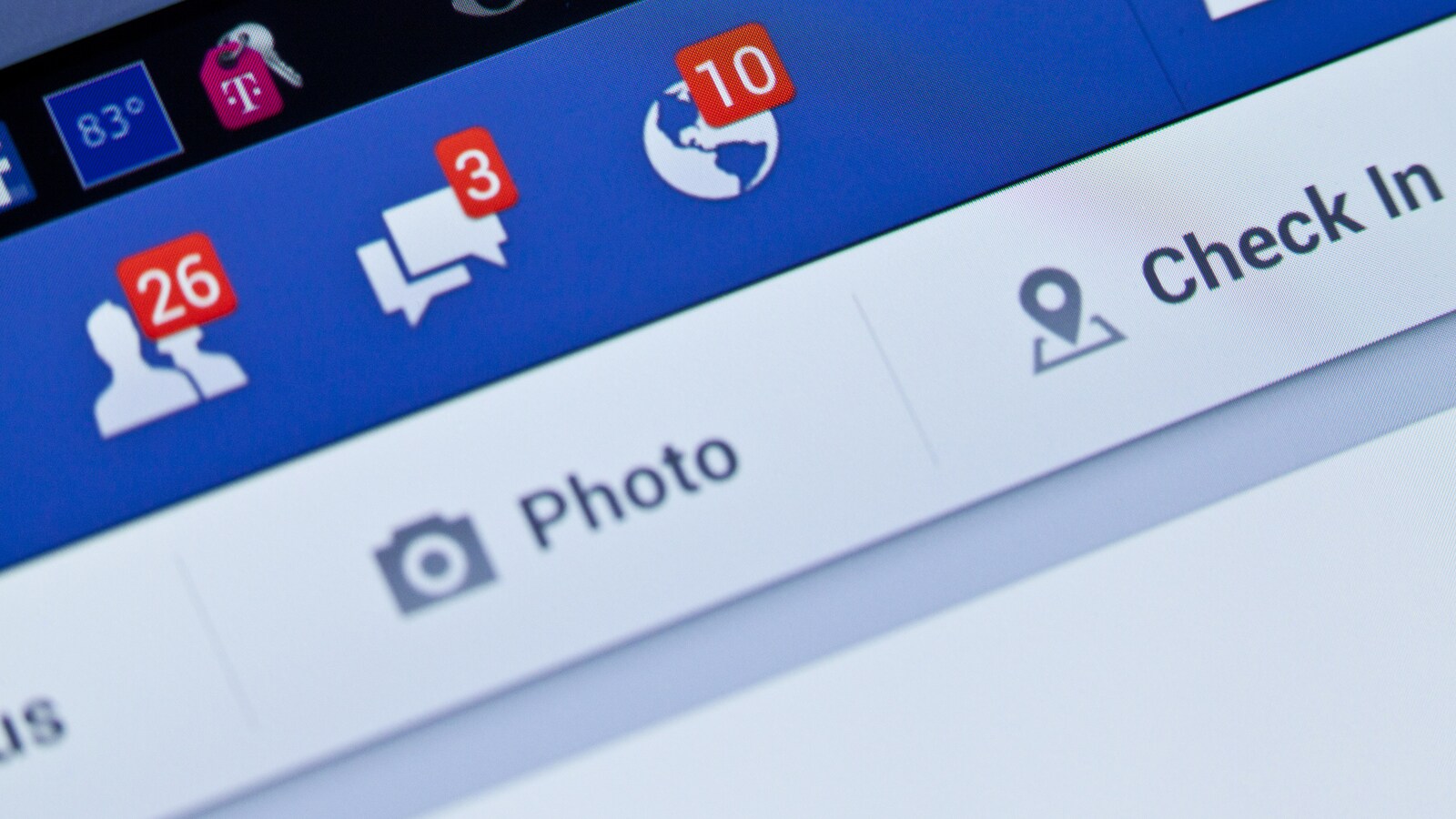 Des notifications apparaissent sur la page Facebook d'un utilisateur.