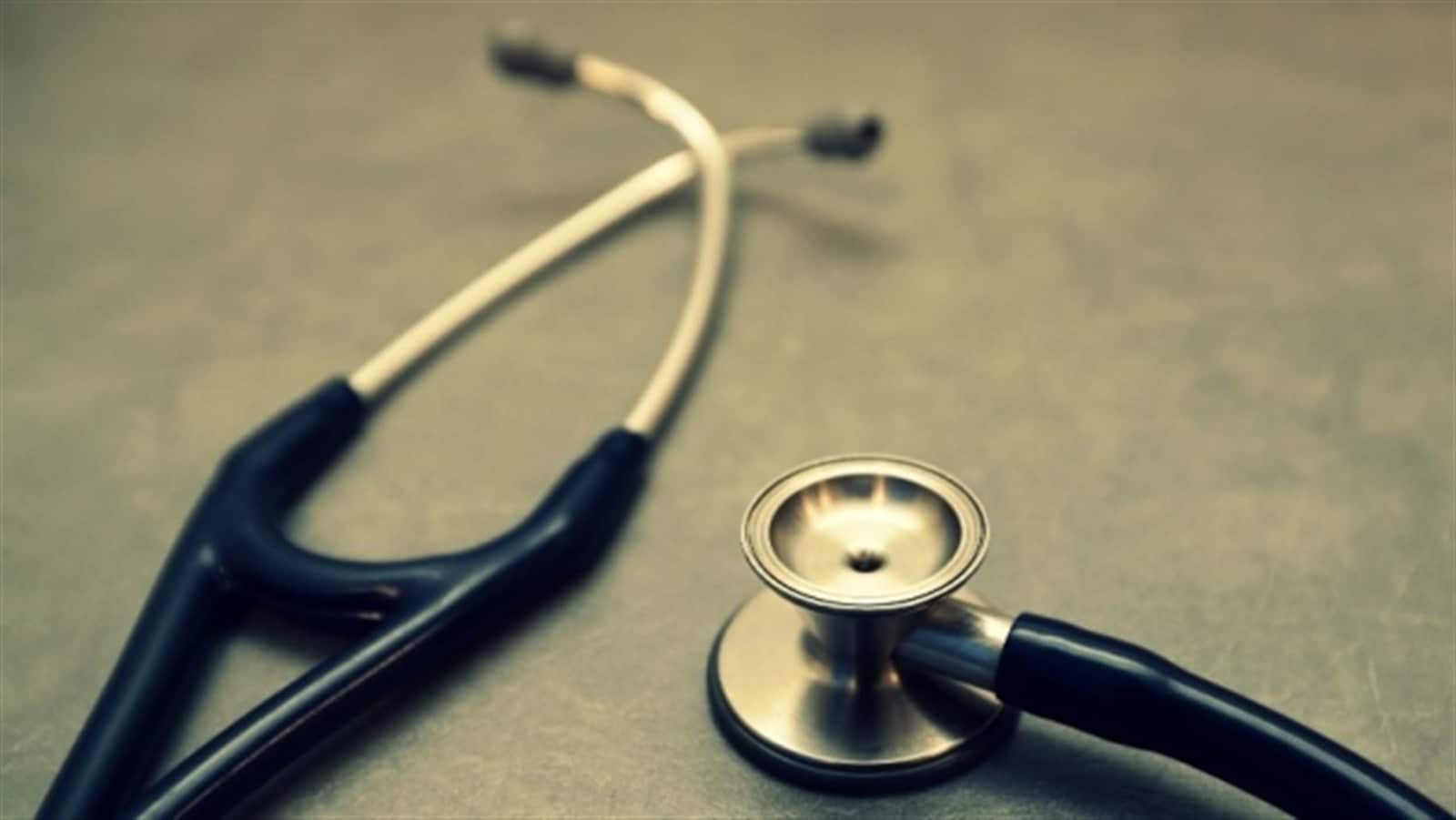 Un stéthoscope de médecin