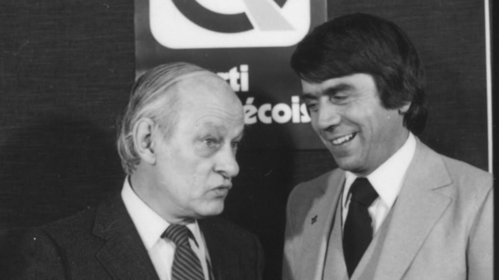 René Lévesque et François Gendron lors des débuts de ce dernier en politique provinciale.