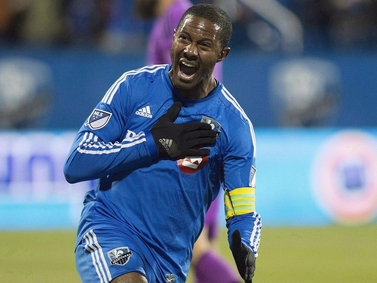 Patrice Bernier, après avoir marqué contre le Toronto FC, lors des séries éliminatoires, en 2015.
