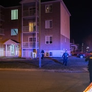 L'agression est survenue dans cet immeuble à logements de la rue Sainte-Cécile, dans l'arrondissement Beauport. 