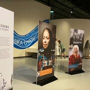 « Aînés 2SLGBTQ+ : Histoires et portraits des Prairies », une exposition du Musée du développement de l'Ouest, à Moose Jaw.