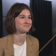 Alicia Despins en entrevue.