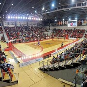 Le terrain de basketball de l’Amphithéâtre Desjardins-Université Laval.