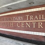 L'enseigne de l'hôpital Boundary Trails à Winkler, au Manitoba, en novembre 2022.