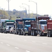De nombreux camions-bennes et poids lourds se sont retrouvés dans les rues de Québec lors de la manifestation.
