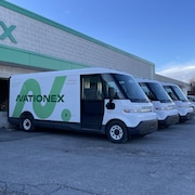 Les camions électriques de l'entreprise de livraison de colis, Nationex. 