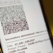 Une preuve vaccinale sur un cellulaire