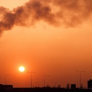 Concentration record de gaz à effet de serre, chaleurs extrêmes, recul des glaces. Le monde réussira-t-il à freiner le réchauffement climatique et éviter les conséquences désastreuses qui y sont associées?