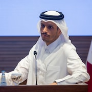 Le ministre qatari des Affaires étrangères, Mohamed ben Abdoulrahman al Thani, lors d'une conférence de presse avec le haut représentant de l'Union européenne.