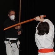 Christian Héno dans une session d'art martial.