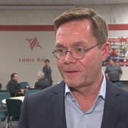 Le directeur général adjoint de la Division scolaire Louis Riel, Christian Michalik, se dit satisfait du budget préliminaire 2017-2018.