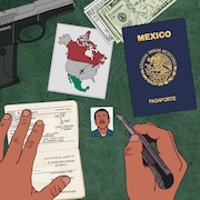 On aperçoit sur une table un passeport auquel un individu ajoute une photo. Une carte de l'Amérique apparaît aussi, ainsi qu'un revolver. 