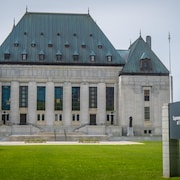 La Cour suprême du Canada vue de l'extérieur