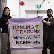 Melody Ma (à gauche) est photographiée au Sun Wah Centre, dans le quartier chinois à Vancouver, jeudi 8 février 2024.
