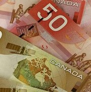 Des billets canadiens de 50 et 100 $
