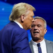 Le président Donald Trump et le secrétaire américain à la Santé, Robert F. Kennedy Jr.