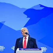 Le président américain Donald Trump prononce un discours.